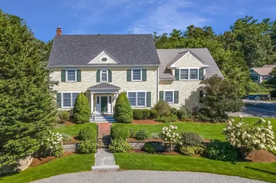 4 Upland Way 1