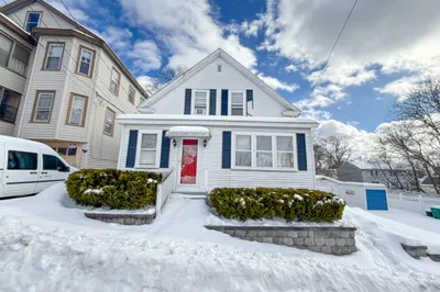 63 Orleans St 1