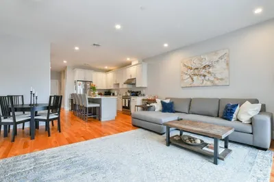 5 Mcbride St #403