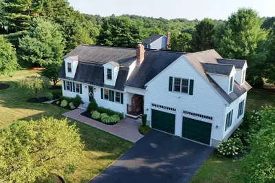 5 Taft Dr 1