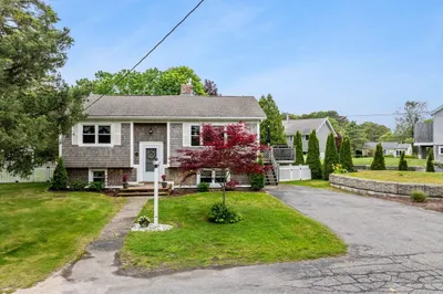 8 Stackpole Cir