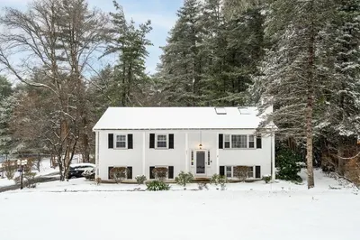 205 Farm St 1
