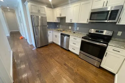 39 W Walnut Pk #2