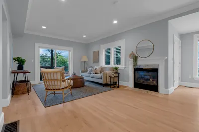 89 Winthrop Rd #3