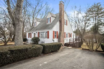 84 Locust Street 1