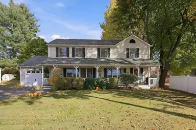 89 Almon Ave 1