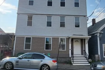 9 Bowers Street #1 1