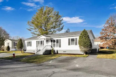 15 Arcadia Dr