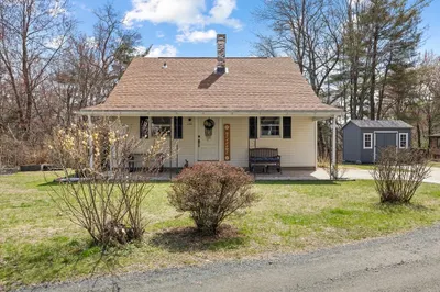 134a Lapointe Rd 1