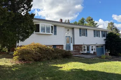 26 Mohawk St