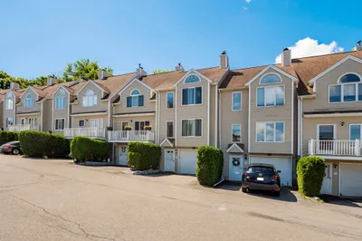 36 Tobey Rd #32 1