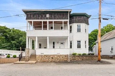 21 Oakland St 1