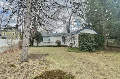 11 Clovelly Ln 1