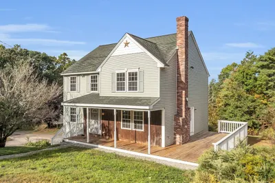 59 Molasses Hill Rd