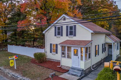 231 Groton Rd 1
