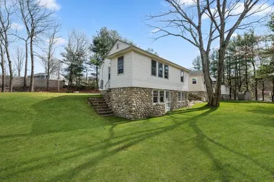 24 Shirley Ln 1