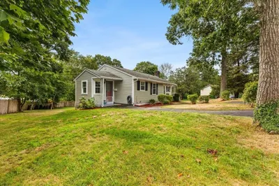 85 Maple St