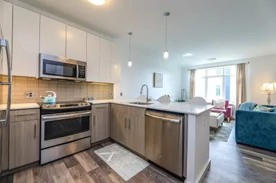 180 Telford Street #512 1