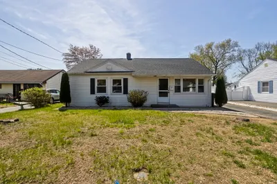 27 Lorraine Ct