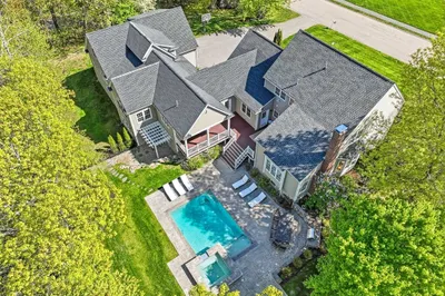 82 Hardwick Rd 1