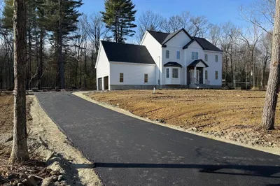 (lot 1 ) White Court 1