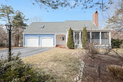 27 Blackthorn Path