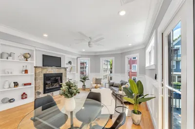 31 Woodlawn St #2 1