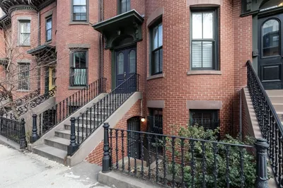 82 E Brookline St #1 1