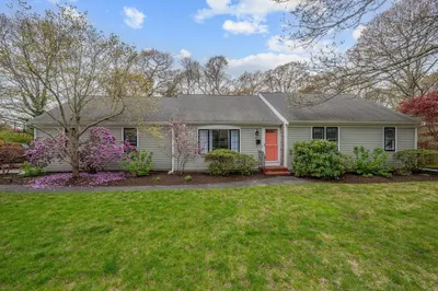 31 Childs St
