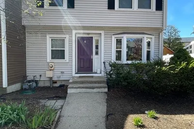 9 Cornelius Way #9
