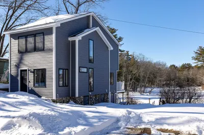 6 Hillside Rd 1