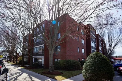 180 Green St #511 1