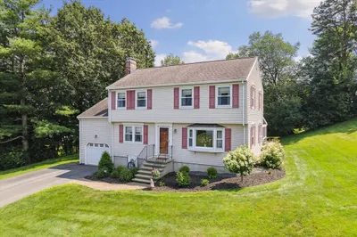 26 Blueberry Ln