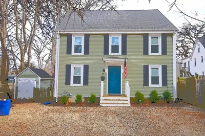 24 Estes St 1