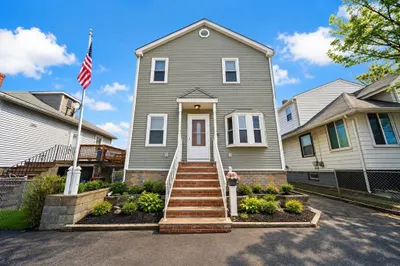 56 Curtis Road 1