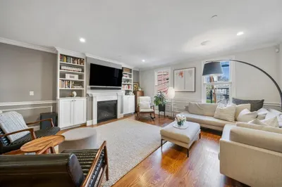 21 Salem Street #1