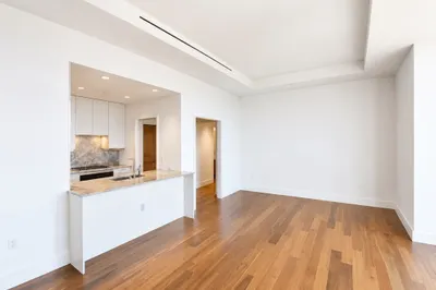 1 Dalton St #3608 1