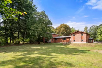 444 Clapboardtree Street 1