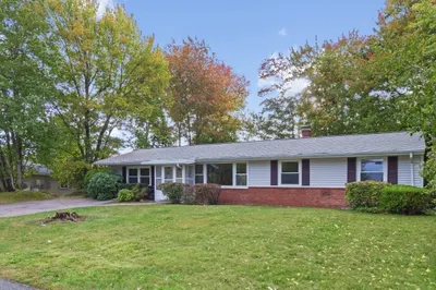 68 Colgate Rd 1