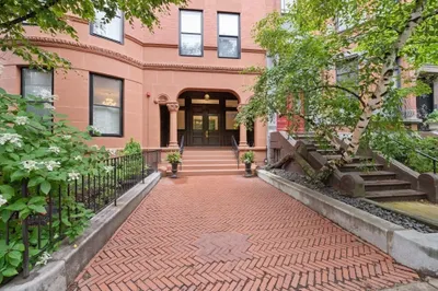 290 Commonwealth Ave #13