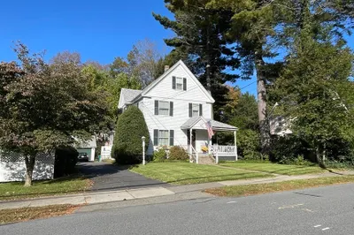 233 Warren St 1