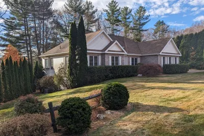 36 Brackett Hill Rd 1