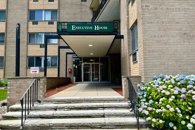 1025 Hancock St #11E