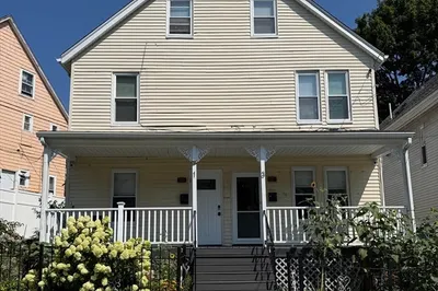 1-3 Brookvale St #1 1