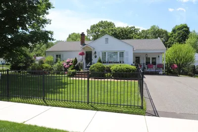 24 Circle Drive