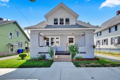 29 Sterling St