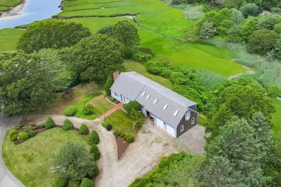 10 Linden Road 1
