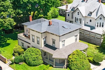 294 French Street 1