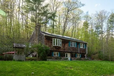 172 N Brookfield Rd 1