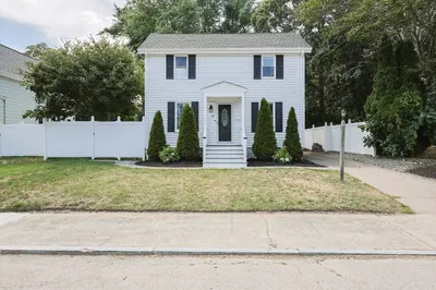 18 Solomon Street